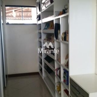 Casa Para Vender com 4 quartos sendo 4 suítes no bairro Jardim Cruzeiro em Feira De Santana