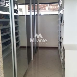 Casa Para Vender com 4 quartos sendo 4 suítes no bairro Jardim Cruzeiro em Feira De Santana