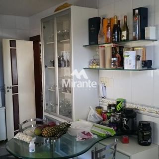 Casa Para Vender com 4 quartos sendo 4 suítes no bairro Jardim Cruzeiro em Feira De Santana