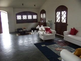 Casa Para Vender com 6 quartos sendo 1 suítes no bairro Sim em Feira De Santana