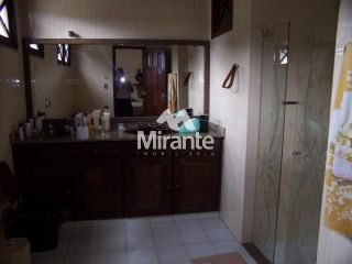 Casa Para Vender com 6 quartos sendo 1 suítes no bairro Sim em Feira De Santana