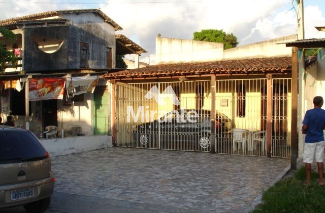 Casa Para Vender com 2 quartos no bairro Ponto Central em Feira De Santana