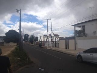 Lote / Terreno de Bairro Para Alugar no bairro Parque Ipê em Feira De Santana