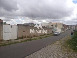 Lote / Terreno de Bairro Para Alugar no bairro Queimadinha em Feira De Santana