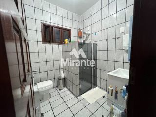 Casa Para Vender com 3 quartos sendo 2 suítes no bairro Santa Mônica em Feira De Santana