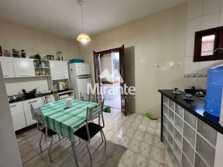 Casa Para Vender com 3 quartos sendo 2 suítes no bairro Santa Mônica em Feira De Santana