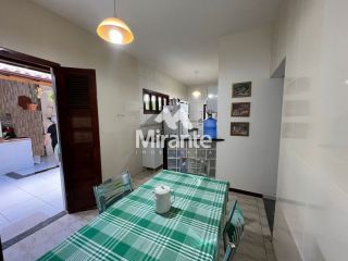 Casa Para Vender com 3 quartos sendo 2 suítes no bairro Santa Mônica em Feira De Santana