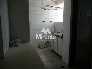 Apartamento Para Vender com 4 quartos sendo 3 suítes no bairro Kalilândia em Feira De Santana