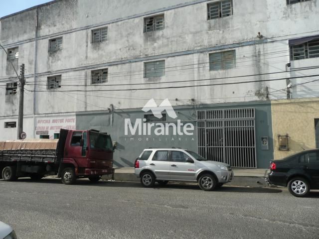 Prédio / Edifício Inteiro Comercial Para Alugar no bairro Centro em Feira De Santana