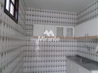 Casa Para Vender com 3 quartos no bairro Santa Mônica em Feira De Santana