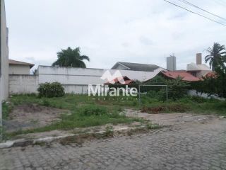 Lote / Terreno de Condomínio Para Vender no bairro Santa Mônica em Feira De Santana