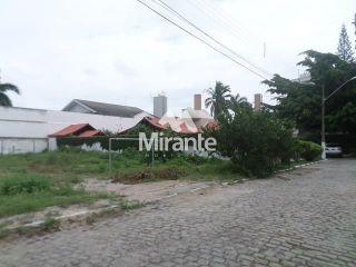 Lote / Terreno de Condomínio Para Vender no bairro Santa Mônica em Feira De Santana