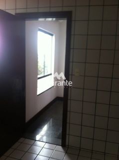 Apartamento Para Vender com 3 quartos sendo 2 suítes no bairro Santa Mônica em Feira De Santana