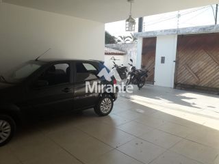 Casa Para Vender com 4 quartos sendo 2 suítes no bairro Muchila em Feira De Santana