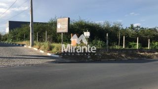 Lote / Terreno de Bairro Para Vender no bairro Sim em Feira De Santana