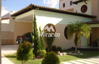 Casa Para Vender com 4 quartos sendo 2 suítes no bairro Parque Getúlio Vargas em Feira De Santana