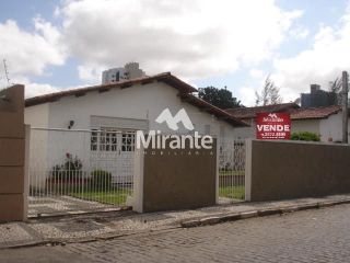 Casa Para Vender com 3 quartos sendo 1 suítes no bairro Capuchinhos em Feira De Santana