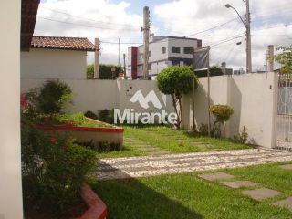 Casa Para Vender com 3 quartos sendo 1 suítes no bairro Capuchinhos em Feira De Santana