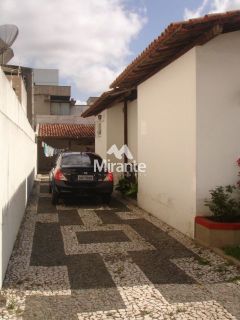 Casa Para Vender com 3 quartos sendo 1 suítes no bairro Capuchinhos em Feira De Santana