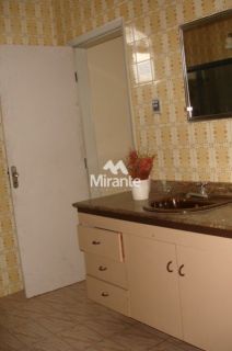 Casa Para Vender com 6 quartos sendo 2 suítes no bairro Parque Getúlio Vargas em Feira De Santana