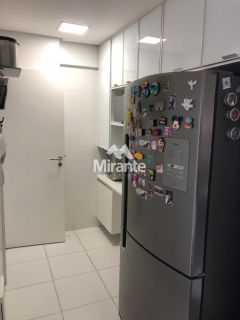 Apartamento Para Vender com 3 quartos sendo 1 suítes no bairro Santa Mônica em Feira De Santana