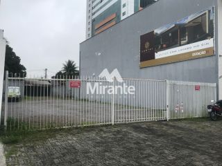 Lote / Terreno de Bairro Para Alugar no bairro Santa Mônica em Feira De Santana