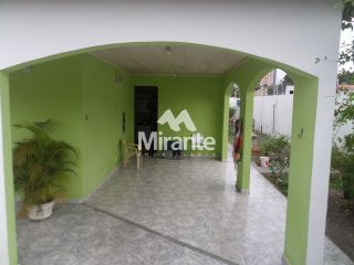 Casa Para Vender com 3 quartos no bairro Santa Mônica em Feira De Santana