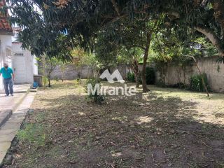 Casa Para Vender com 3 quartos sendo 1 suítes no bairro Santa Mônica em Feira De Santana