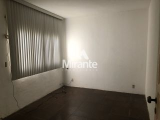 Casa Para Vender com 3 quartos sendo 1 suítes no bairro Santa Mônica em Feira De Santana