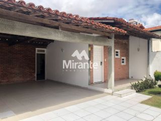 Casa Para Vender com 3 quartos sendo 1 suítes no bairro Santa Mônica em Feira De Santana