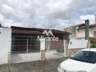 Casa Para Vender com 3 quartos sendo 1 suítes no bairro Santa Mônica em Feira De Santana