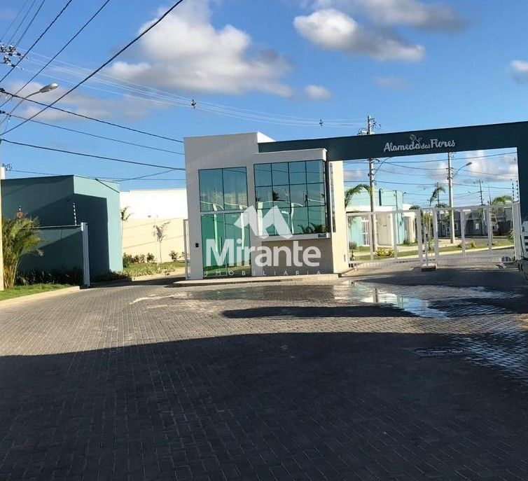 Casa de Condomínio Para Vender com 3 quartos sendo 1 suítes no bairro Sim em Feira De Santana