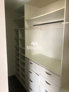 Apartamento Para Vender com 4 quartos sendo 3 suítes no bairro Kalilândia em Feira De Santana