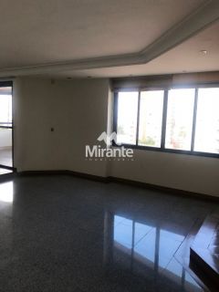 Apartamento Para Vender com 4 quartos sendo 3 suítes no bairro Kalilândia em Feira De Santana