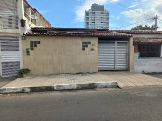 Casa para venda - Santa Mônica - Feira de Santana/BA