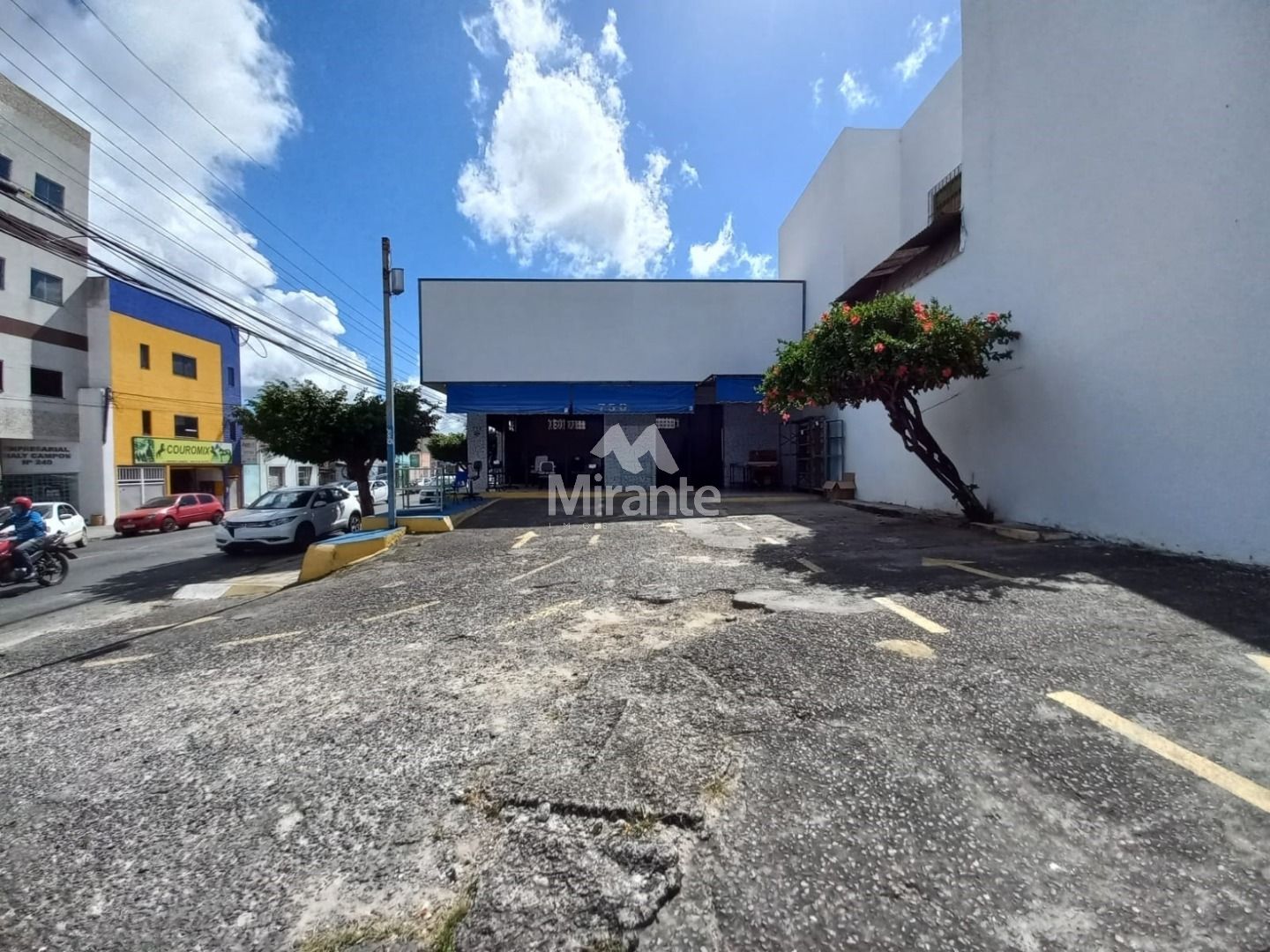 Loja Para Vender no bairro Centro em Feira De Santana