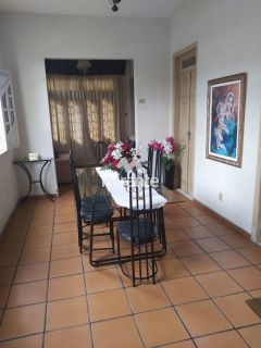 Casa Para Vender com 6 quartos no bairro Centro em Feira De Santana