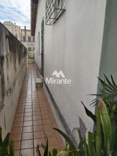 Casa Para Vender com 6 quartos no bairro Centro em Feira De Santana