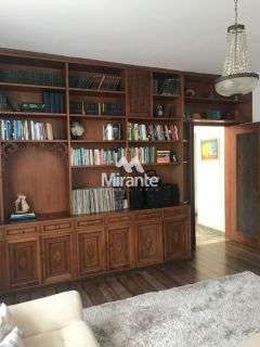 Casa Para Vender com 4 quartos no bairro Santa Mônica em Feira De Santana