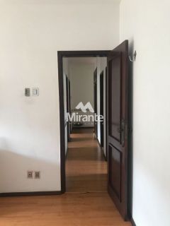 Casa Para Vender com 4 quartos no bairro Santa Mônica em Feira De Santana