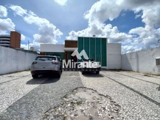 Casa Para Vender no bairro Ponto Central em Feira De Santana