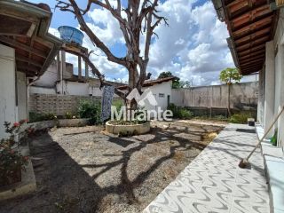 Casa Para Vender no bairro Ponto Central em Feira De Santana