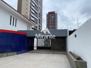 Casa Para Vender com 4 quartos sendo 1 suíte no bairro Santa Mônica em Feira De Santana