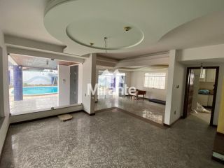 Casa Para Vender com 4 quartos sendo 1 suíte no bairro Santa Mônica em Feira De Santana