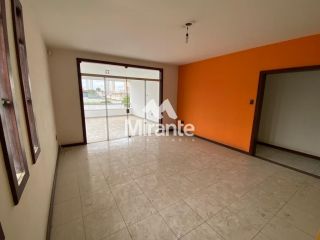 Casa Para Vender com 4 quartos sendo 1 suíte no bairro Santa Mônica em Feira De Santana