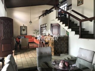 Casa Para Vender com 3 quartos sendo 2 suítes no bairro Sim em Feira De Santana