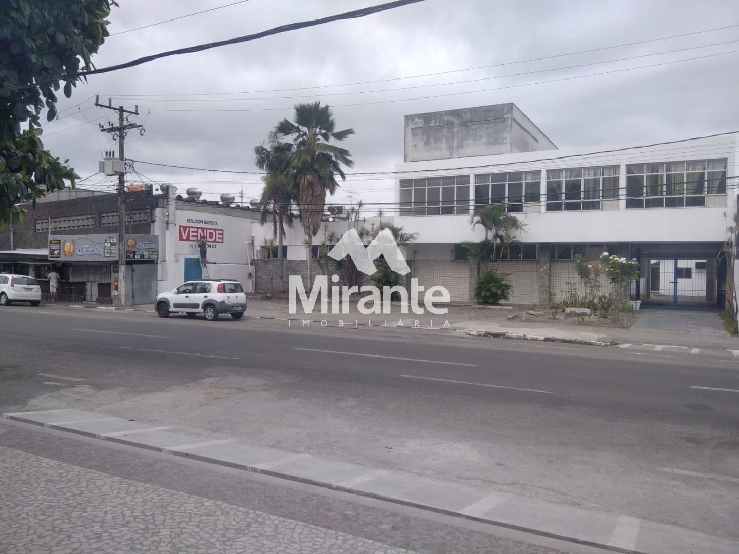 Casa Para Alugar no bairro Centro em Feira De Santana