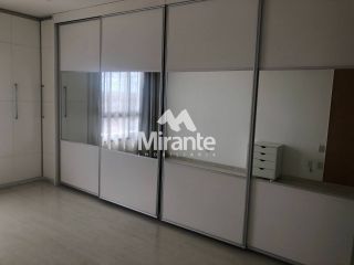 Apartamento Para Vender com 4 quartos sendo 3 suítes no bairro Santa Mônica em Feira De Santana