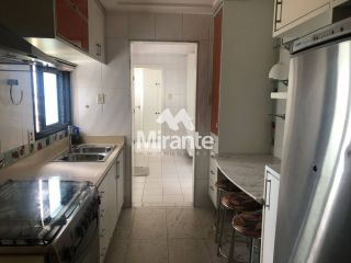 Apartamento Para Vender com 4 quartos sendo 3 suítes no bairro Santa Mônica em Feira De Santana