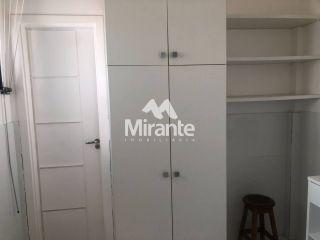 Apartamento Para Vender com 4 quartos sendo 3 suítes no bairro Santa Mônica em Feira De Santana